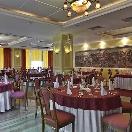 Alexander Hotel