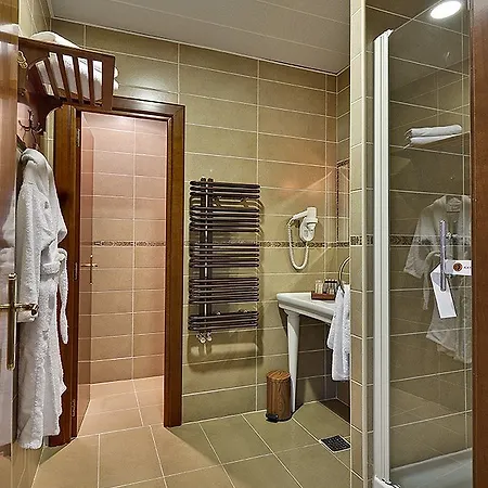 Hotel Alexander 4*