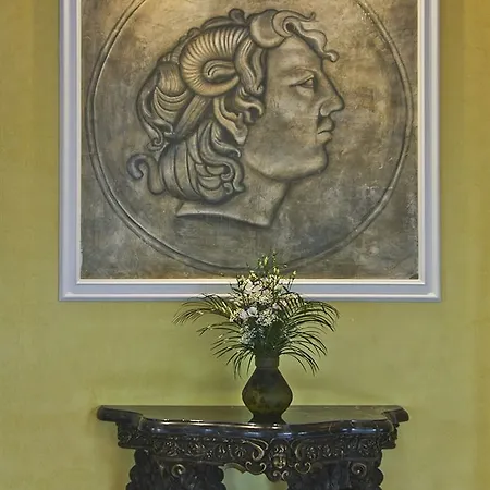 Alexander 4*