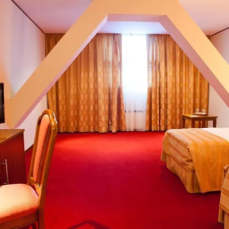 Hotel Alexander 4*